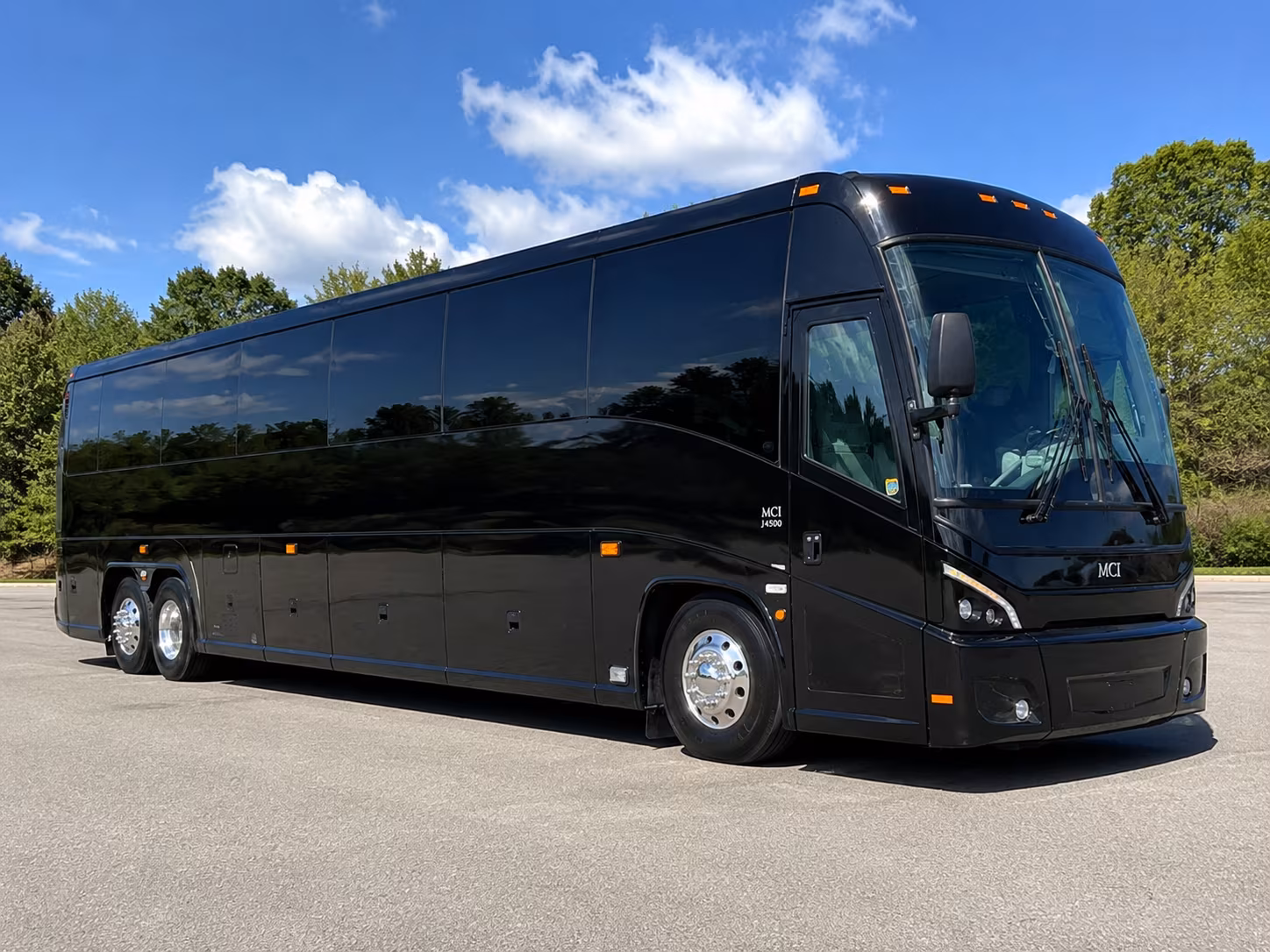 charter buses to whispering vines winery and chickasha wine stops